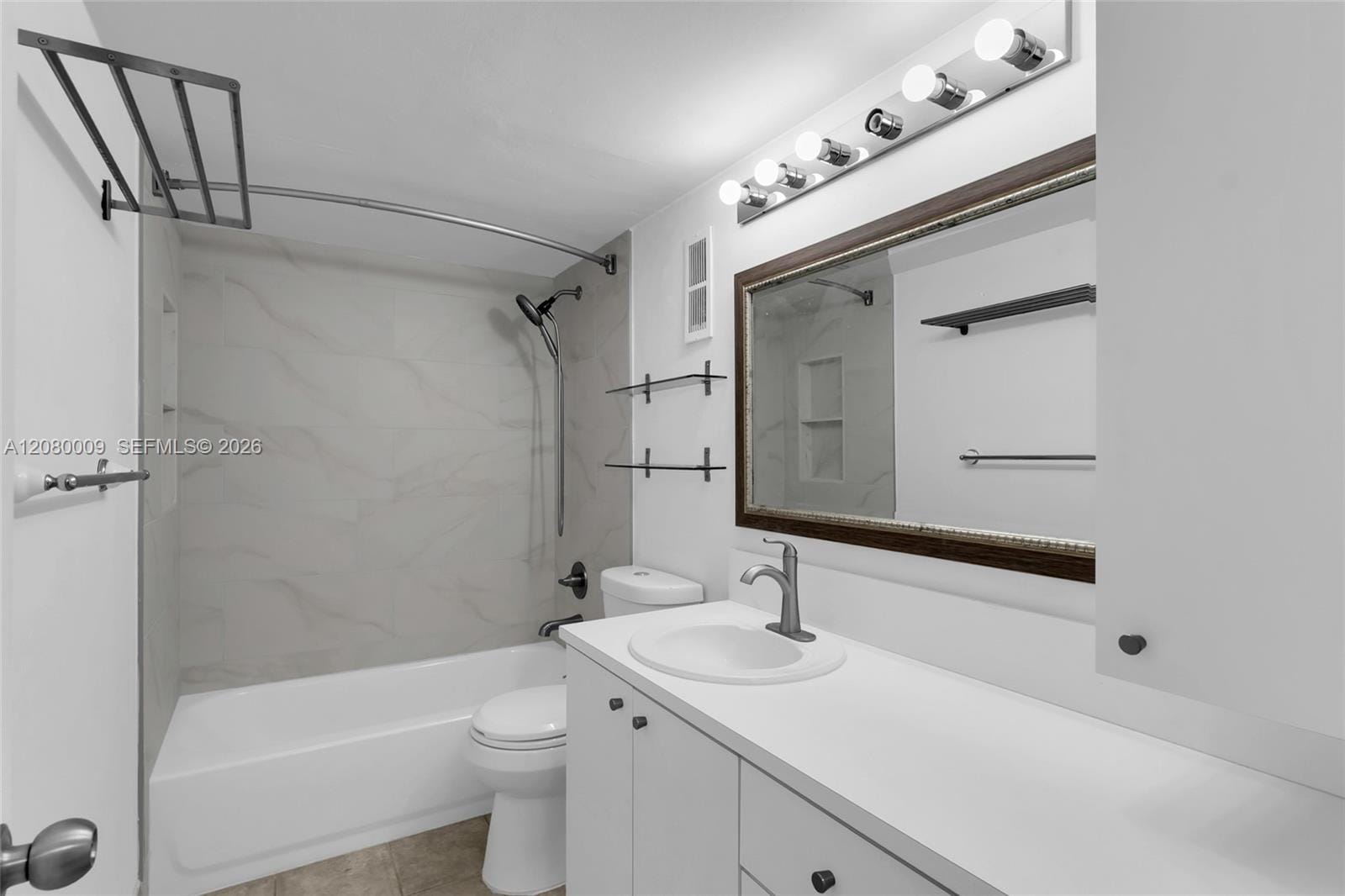 7100 Fairway Drive K11 — photo 6