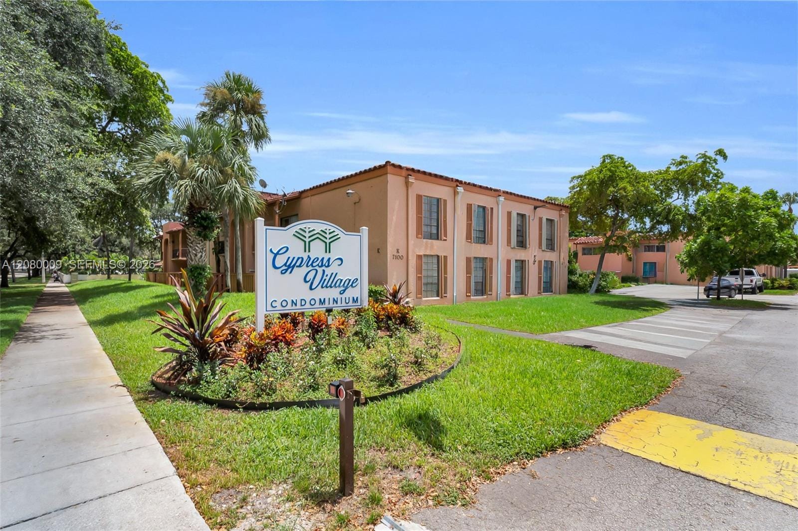 7100 Fairway Drive K11, Miami Lakes, FL 33014