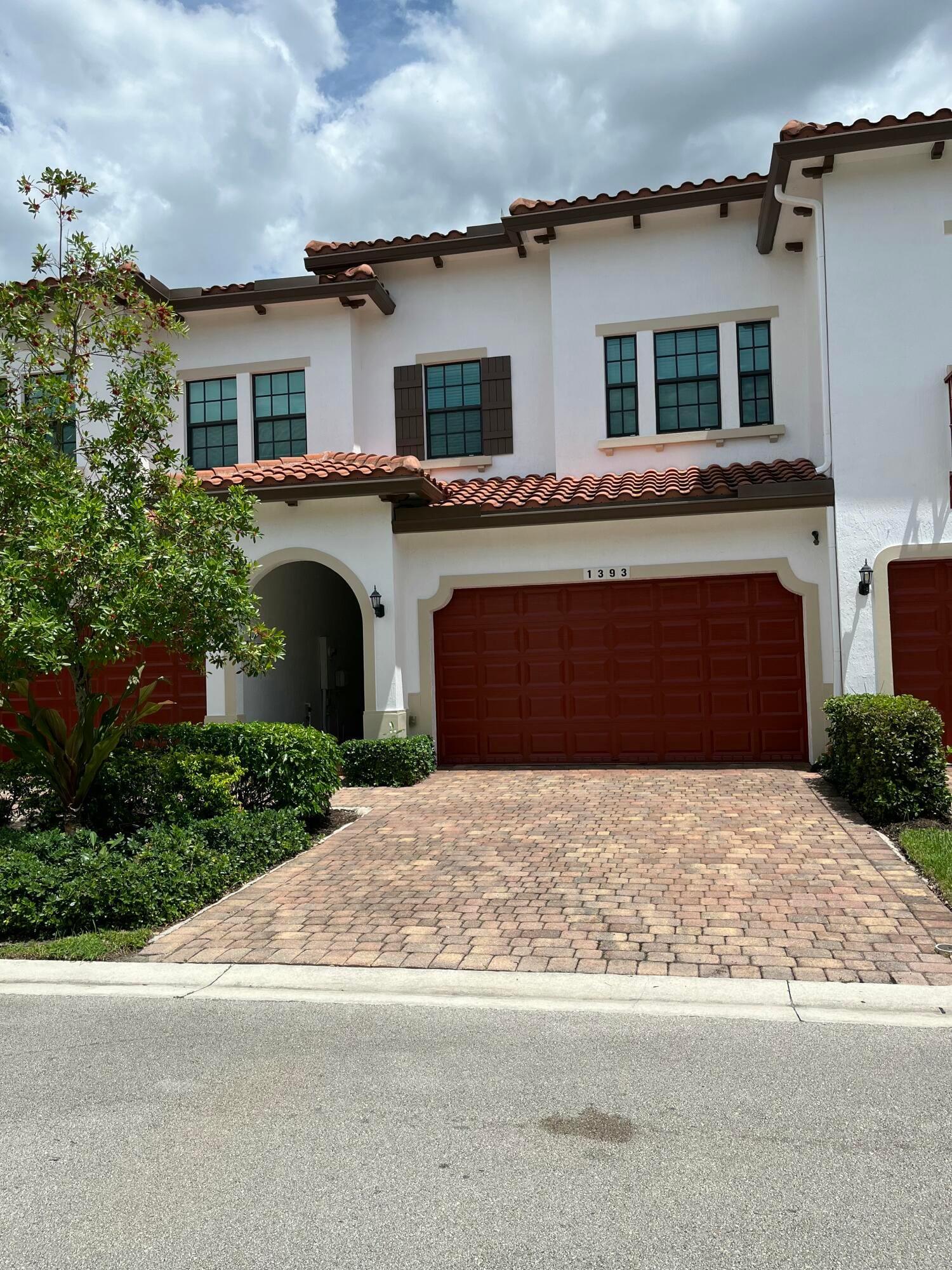 1393 SW 115th Avenue, Pembroke Pines, FL 33025
