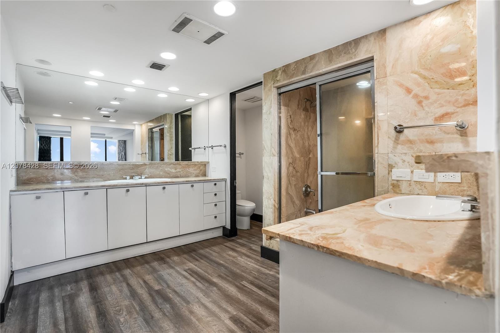 11113 Biscayne Boulevard 1951, Miami, FL 33181 photo 23