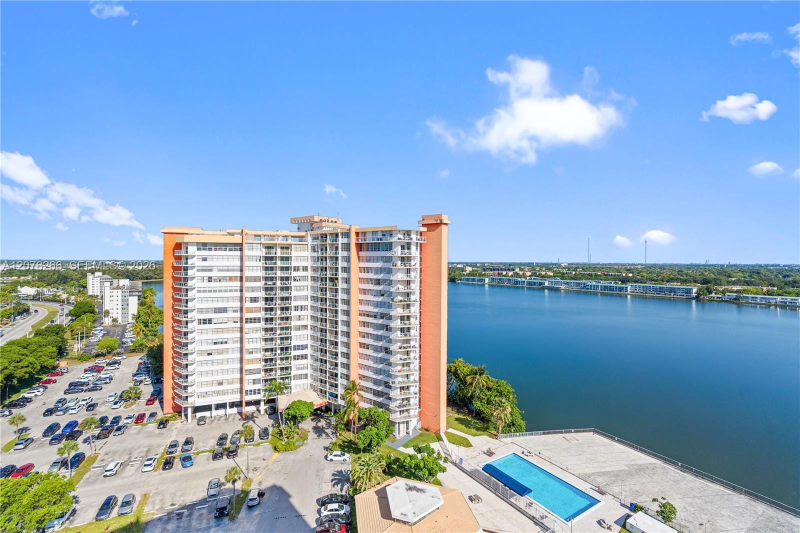 1351 NE Miami Gardens Drive 1603E