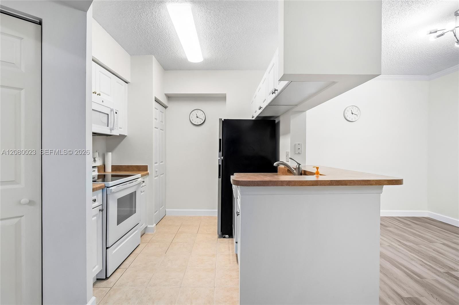 17150 N Bay Road 2301