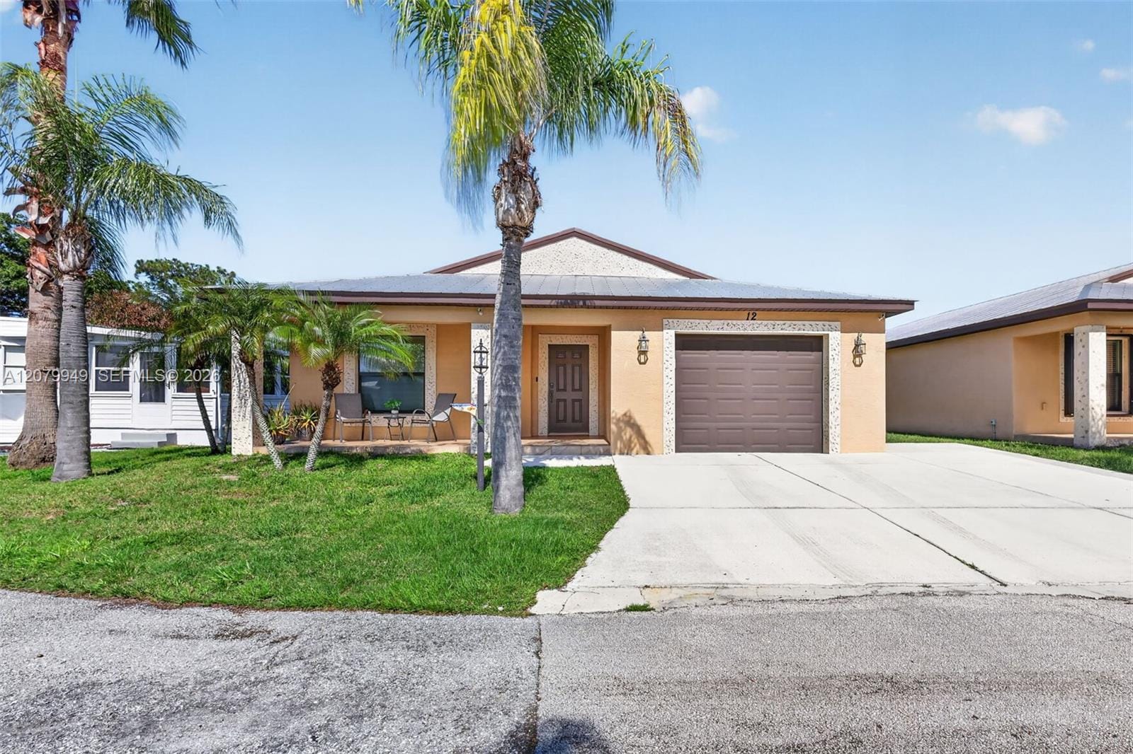 12 Barcelona Lane, Port St. Lucie, FL 34952