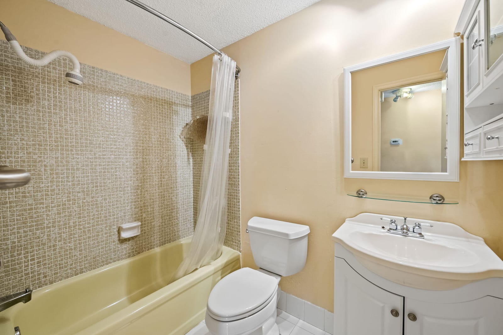 8711 NW 10TH Street D101 — photo 11