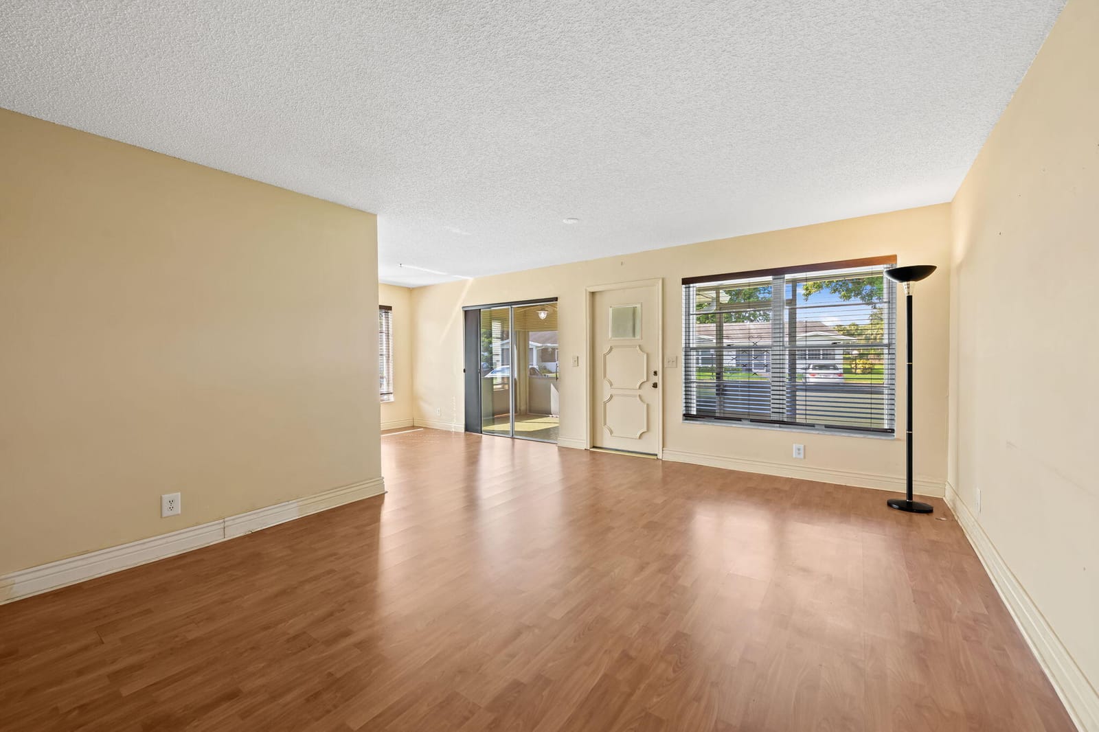 8711 NW 10TH Street D101 — photo 3