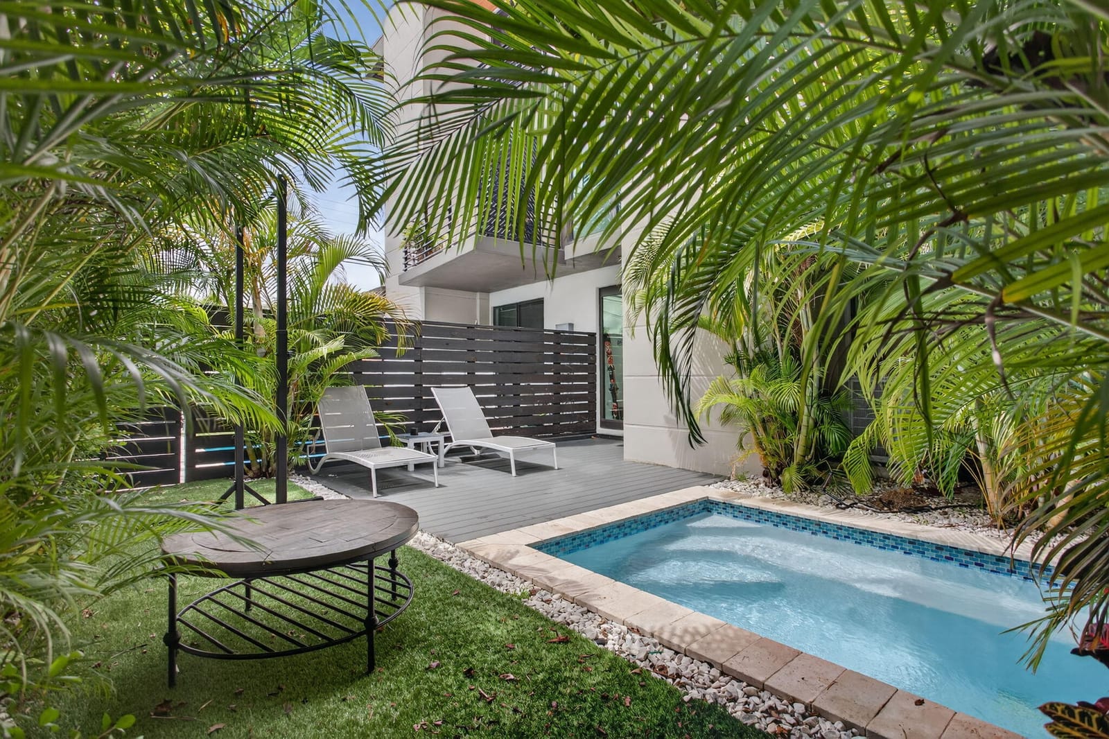 1044 N VICTORIA PARK Road, Fort Lauderdale, FL 33304 photo 17