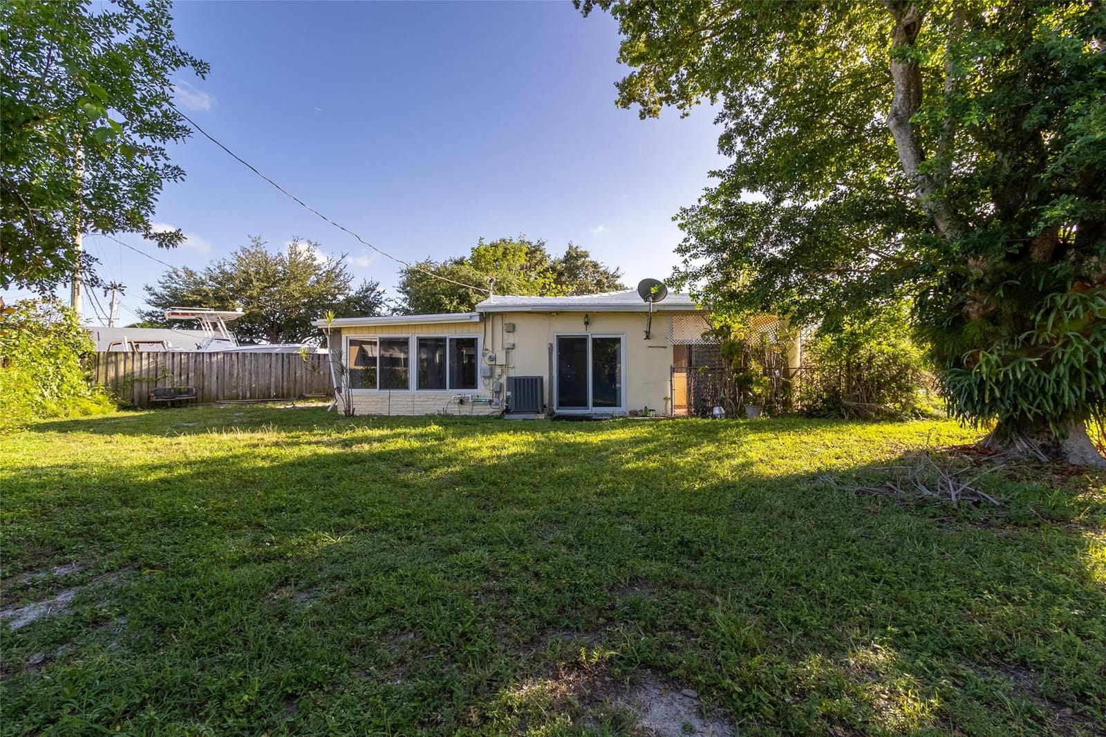 4720 N Andrews Avenue, Oakland Park, FL 33309 photo 2