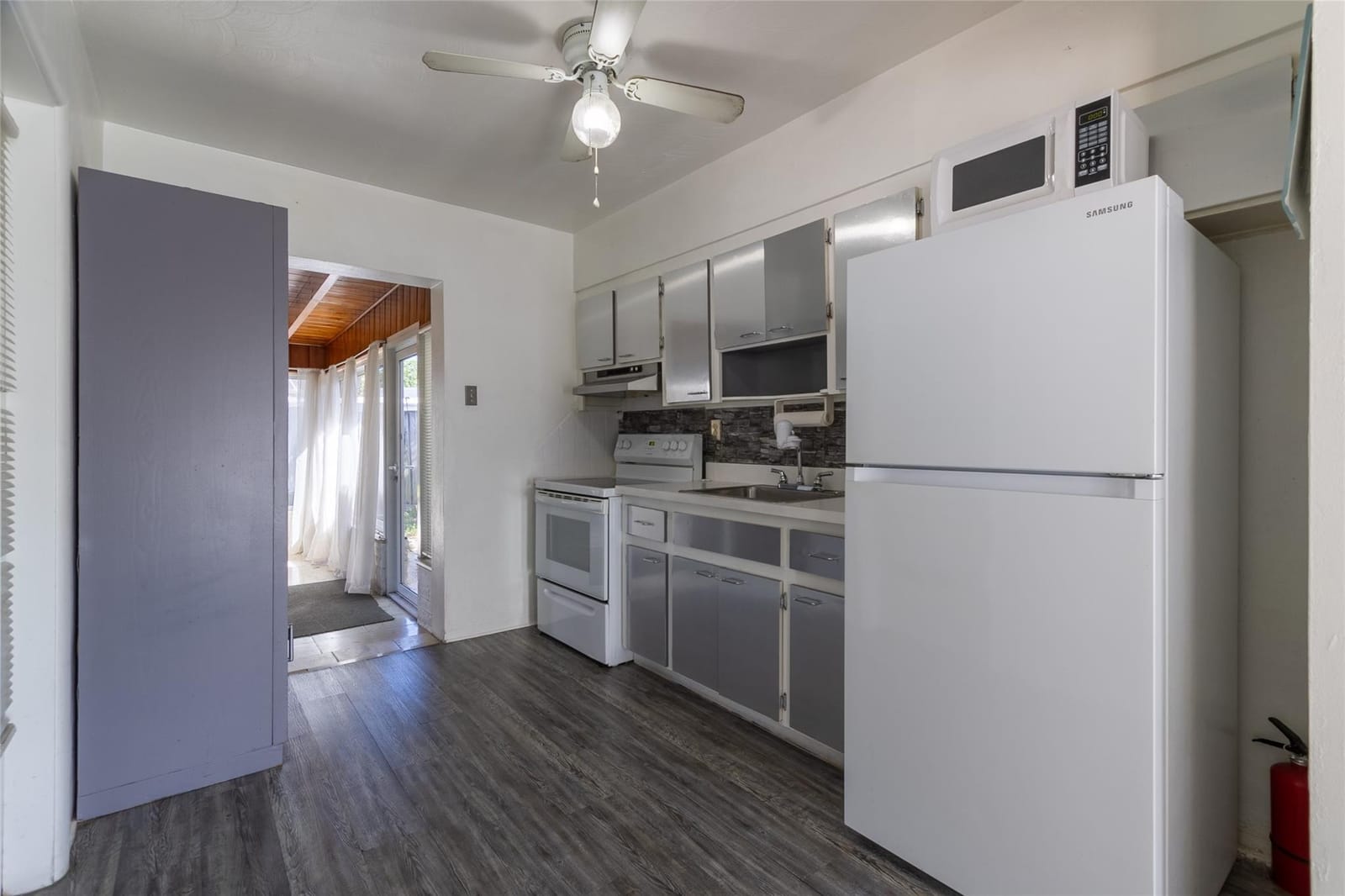 4720 N Andrews Avenue, Oakland Park, FL 33309 photo 8