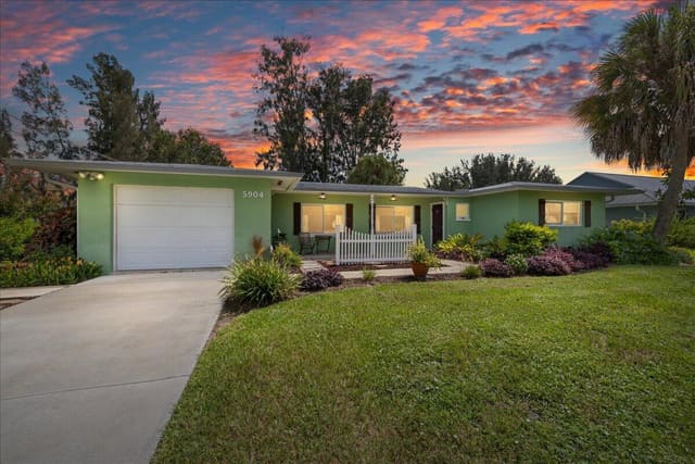 5904 Killarney Avenue, Fort Pierce, FL 34951