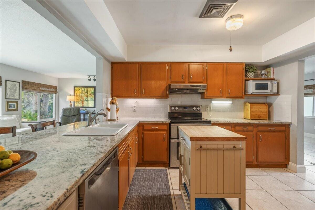 5904 Killarney Avenue, Fort Pierce, FL 34951 photo 15