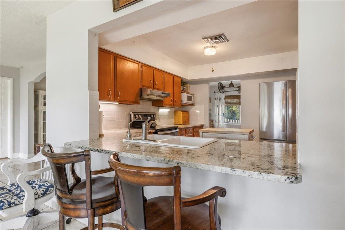 5904 Killarney Avenue, Fort Pierce, FL 34951 photo 25