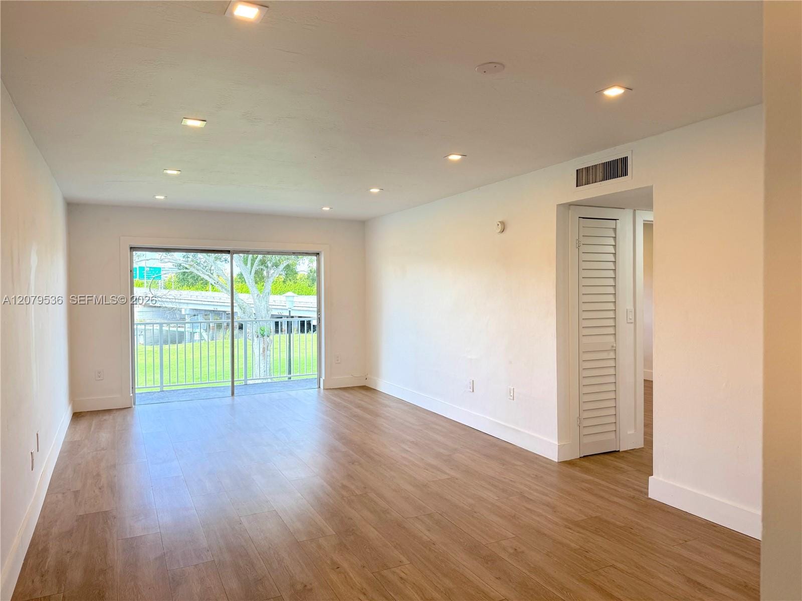 7660 SW 82nd Street H208, Miami, FL 33143