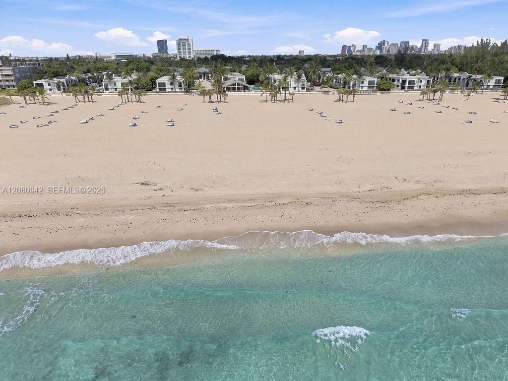 1565 S Ocean Lane 176 — photo 2