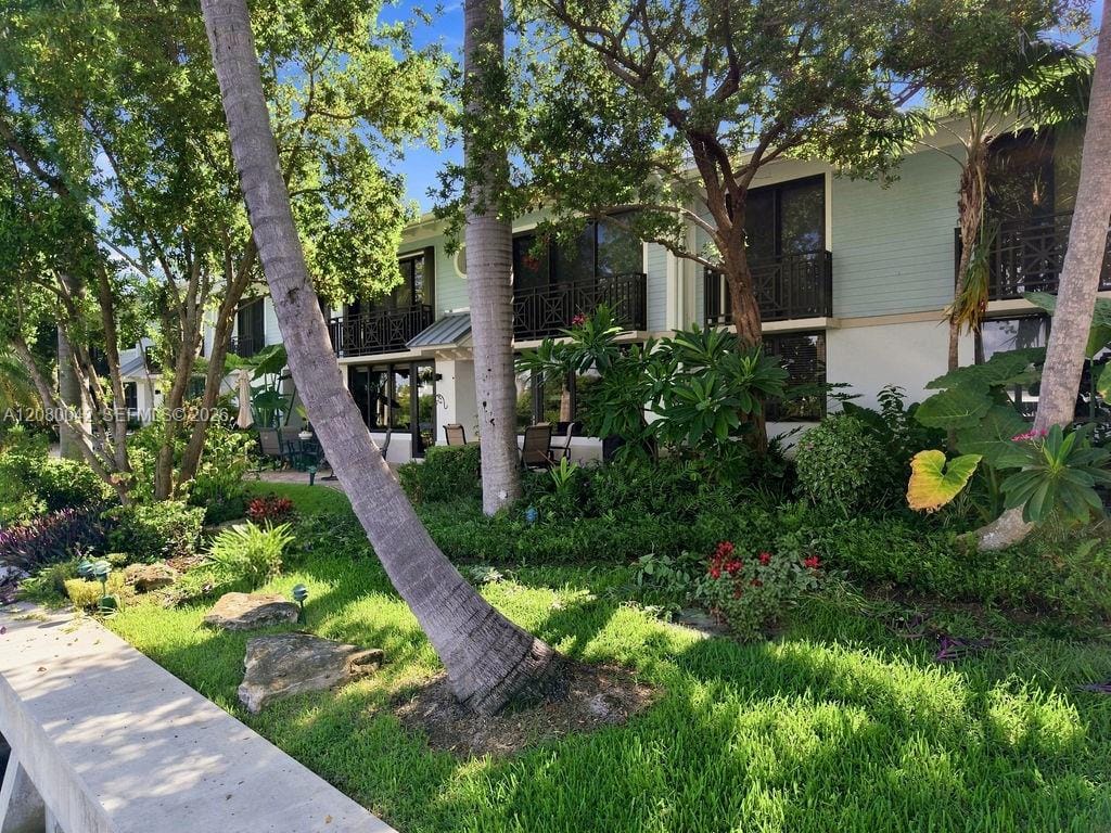 1565 S Ocean Lane 176 — photo 5