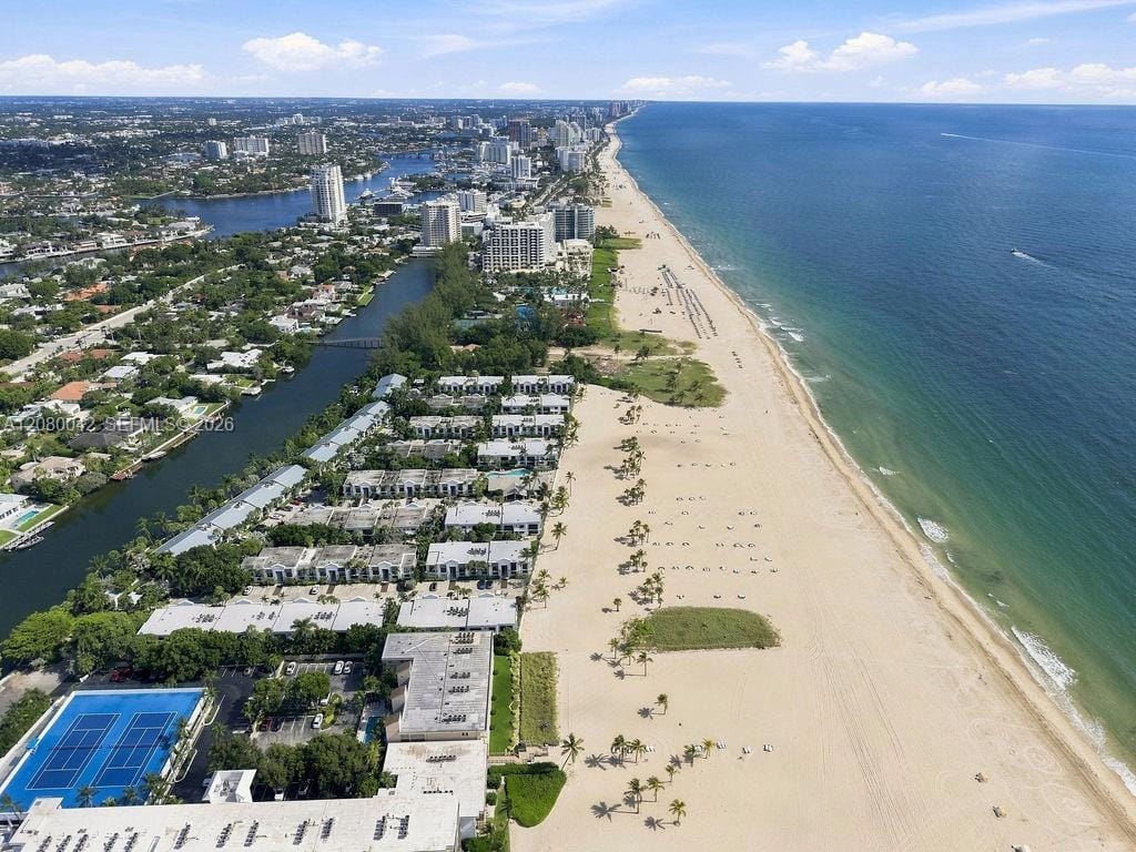 1565 S Ocean Lane 176 — photo 9