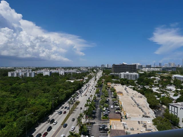 13499 Biscayne Boulevard PH1701, North Miami, FL 33181