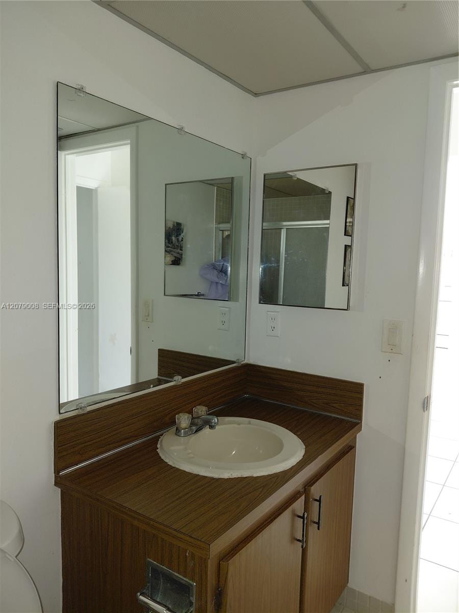 16 Camden Lane — photo 12