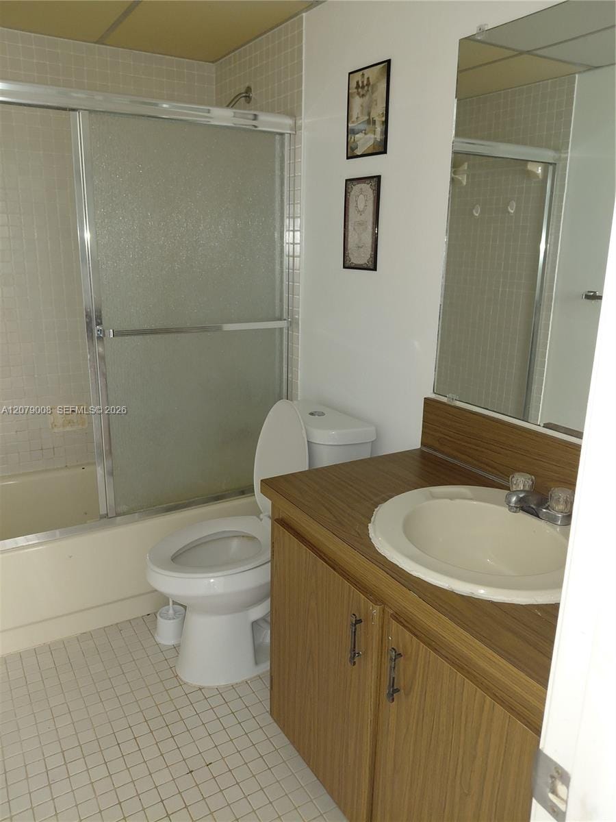 16 Camden Lane, Boynton Beach, FL 33426 photo 13