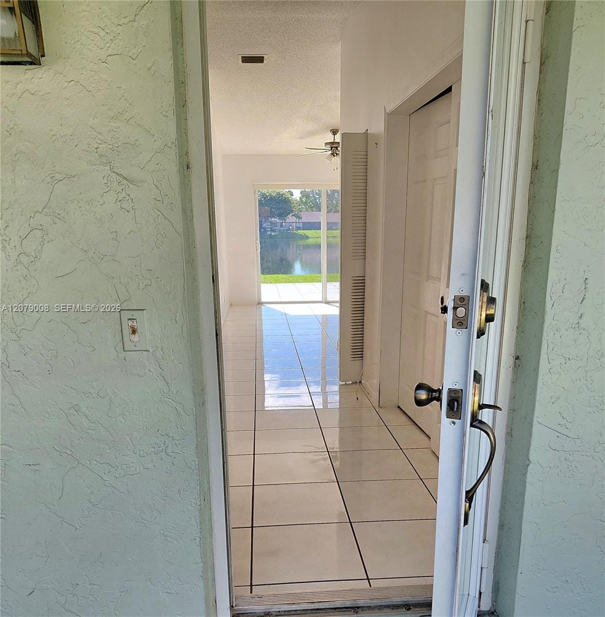 16 Camden Lane — photo 4