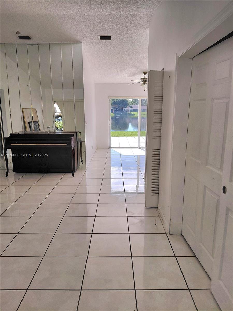 16 Camden Lane — photo 7