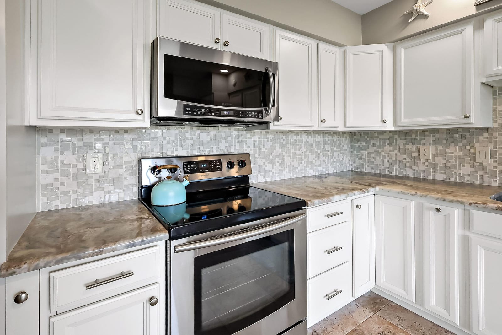 3209 S LAKEVIEW Circle 8105 — photo 12