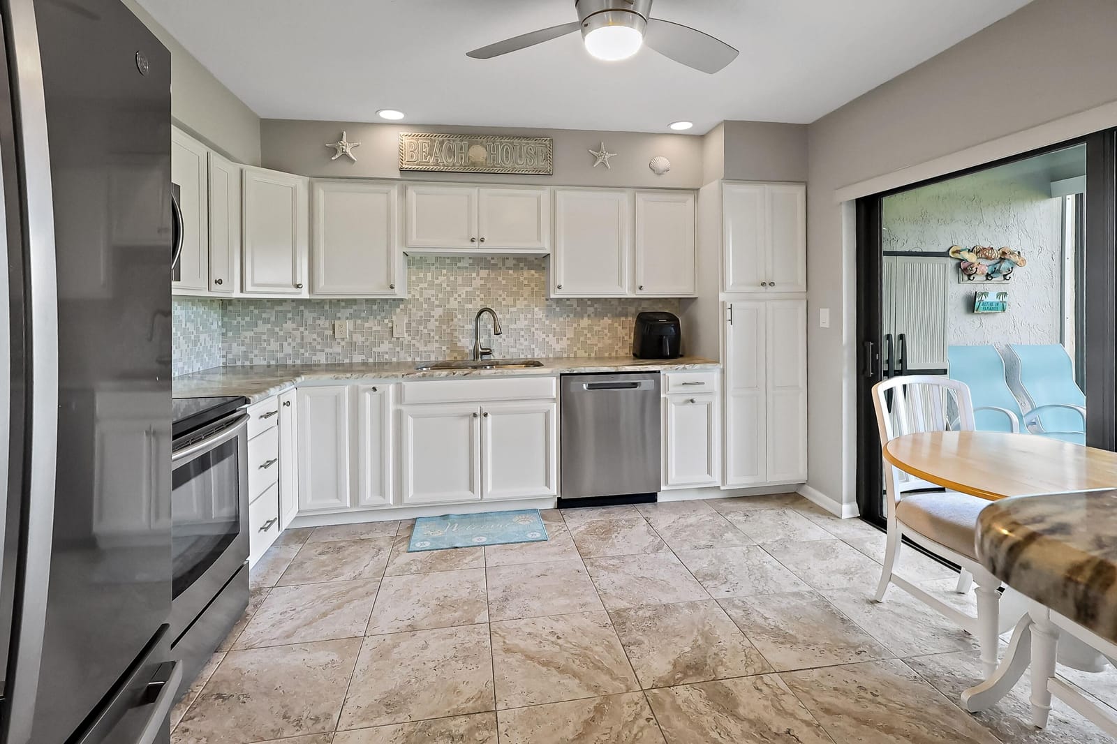 3209 S LAKEVIEW Circle 8105 — photo 9