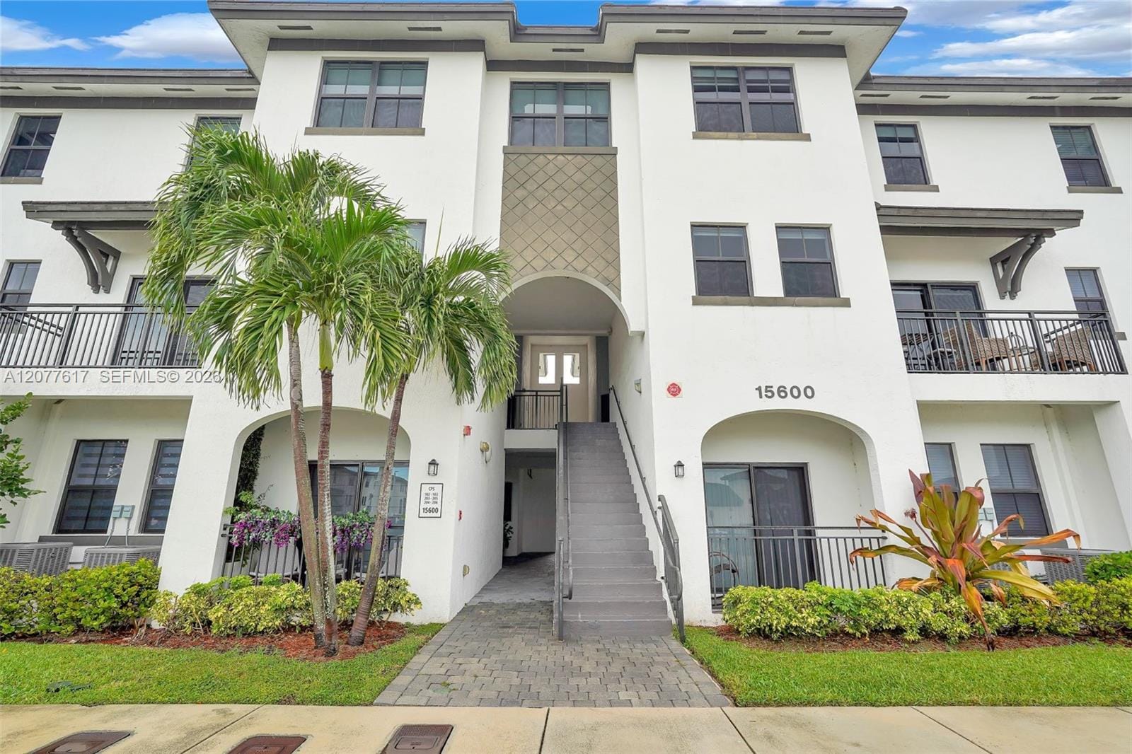 15600 SW 136th Street 102, Miami, FL 33196