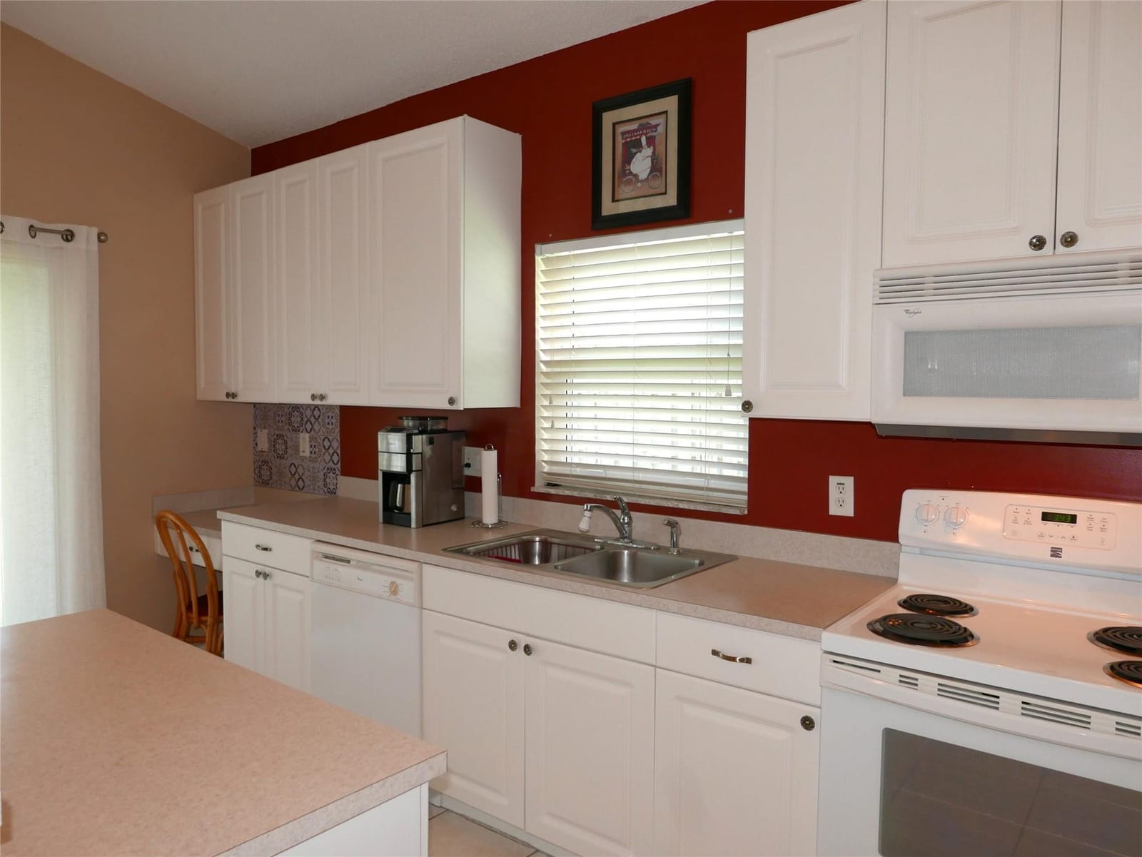 7614 COLONY LAKE Drive — photo 8