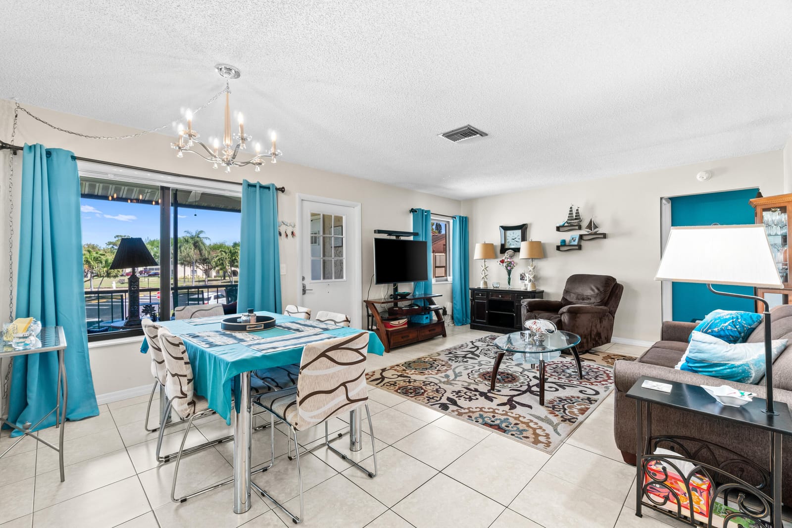 3589 La Aires Court A-2 — photo 3