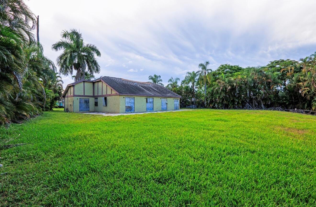 15801 W WIND Circle, Sunrise, FL 33326 photo 2