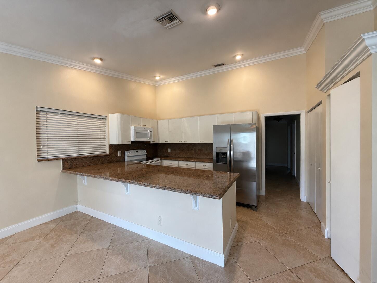 400 SEQUOIA Lane — photo 3