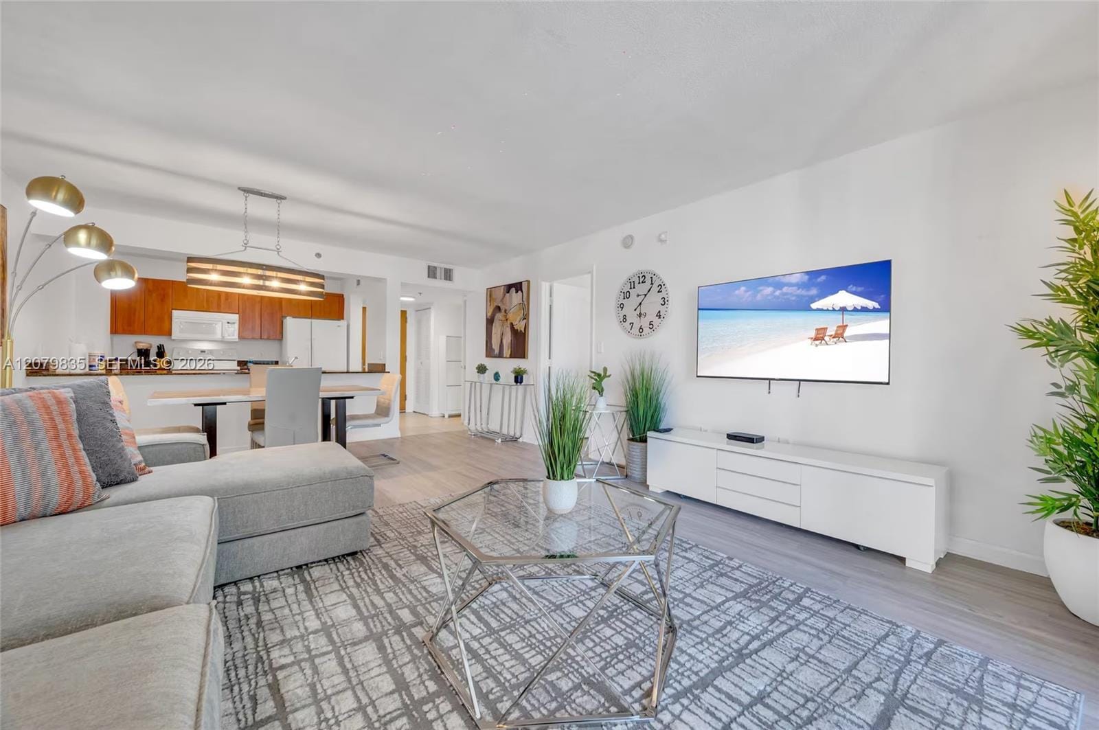 1200 Brickell Bay Drive 2904, Miami, FL 33131
