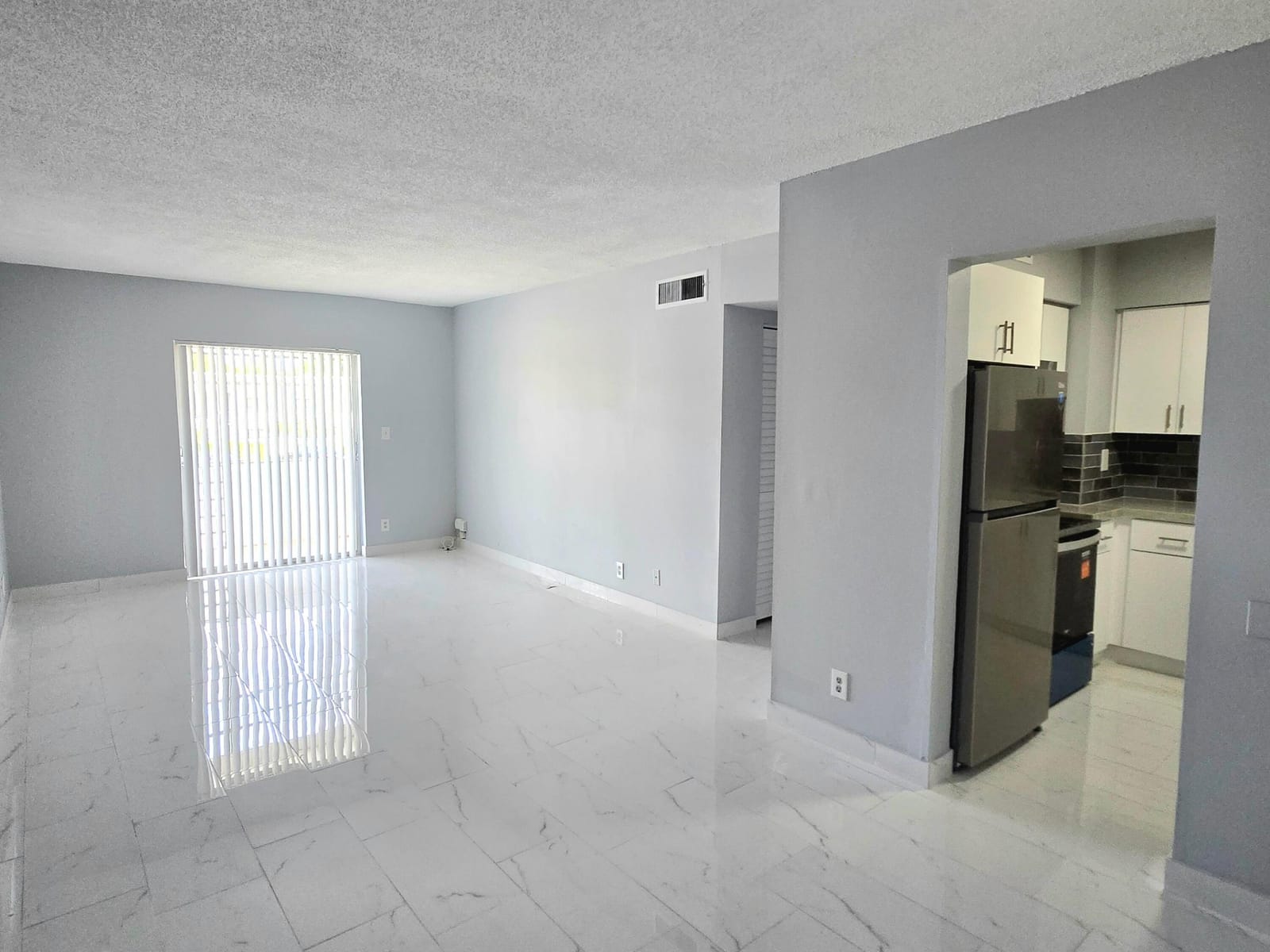 6505 WINFIELD Boulevard B-31, Margate, FL 33063