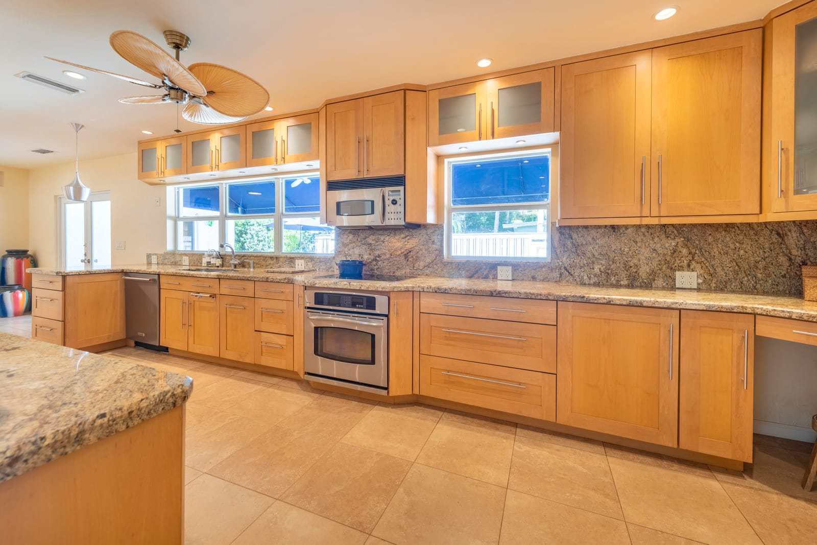 2314 Desota Drive — photo 11