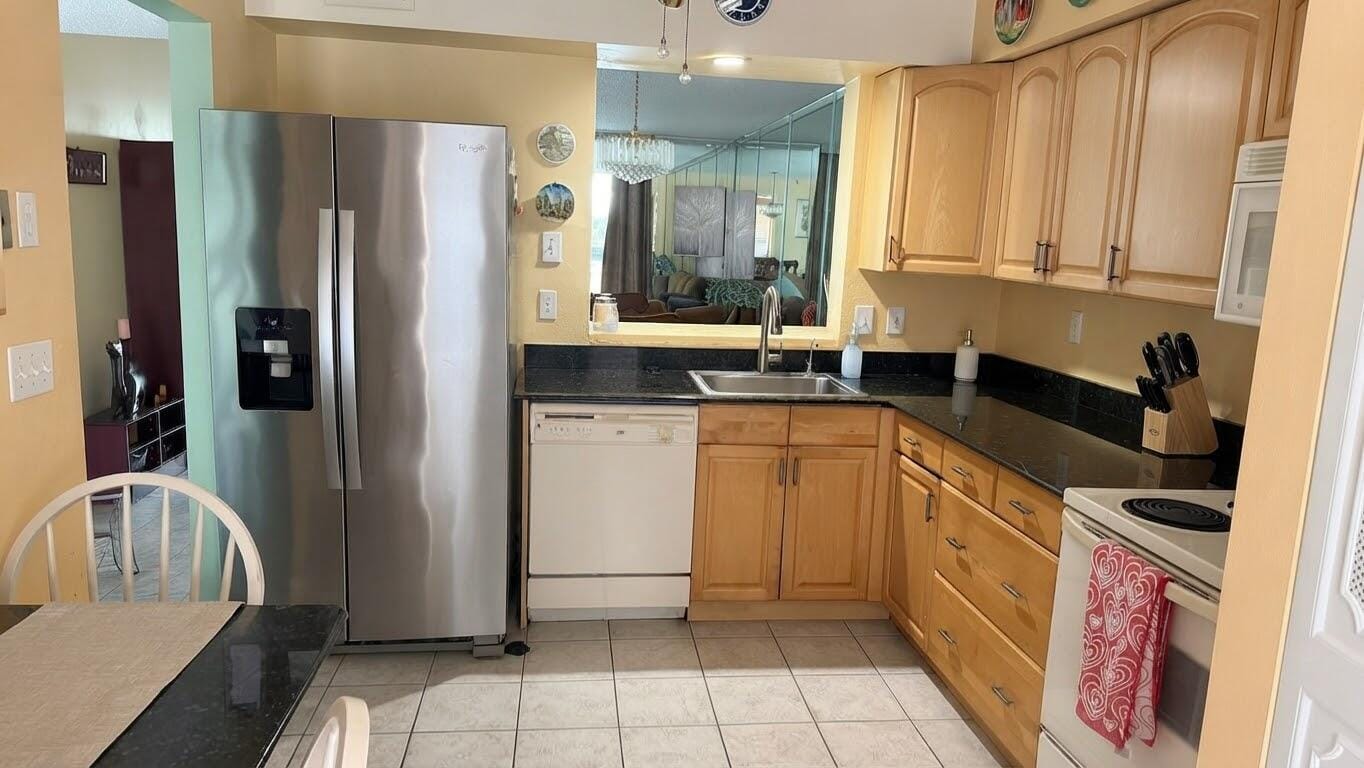 14575 BONAIRE Boulevard 309 — photo 5