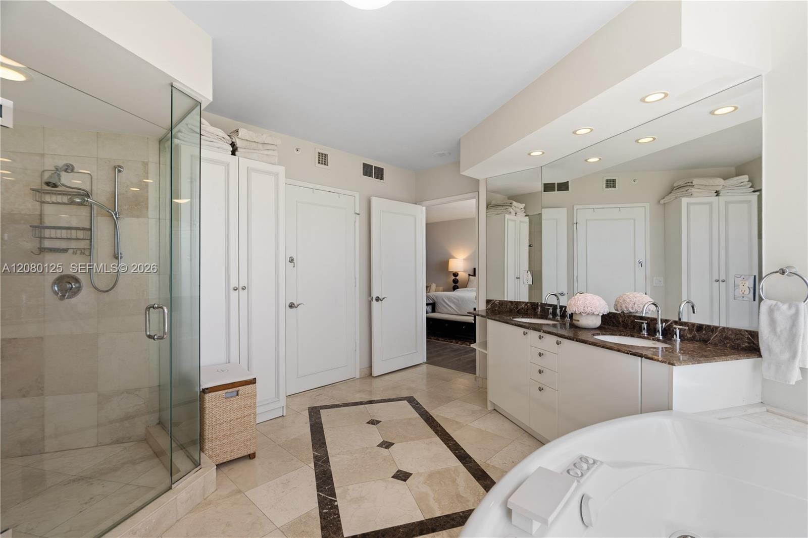 17555 Collins Avenue 308 — photo 4