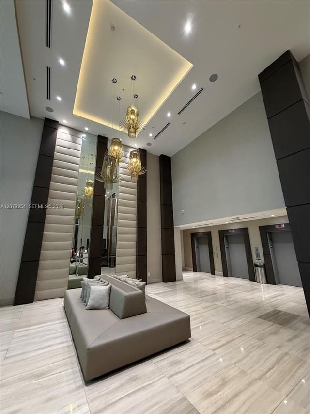 1010 SW 2nd Avenue 1601, Miami, FL 33130