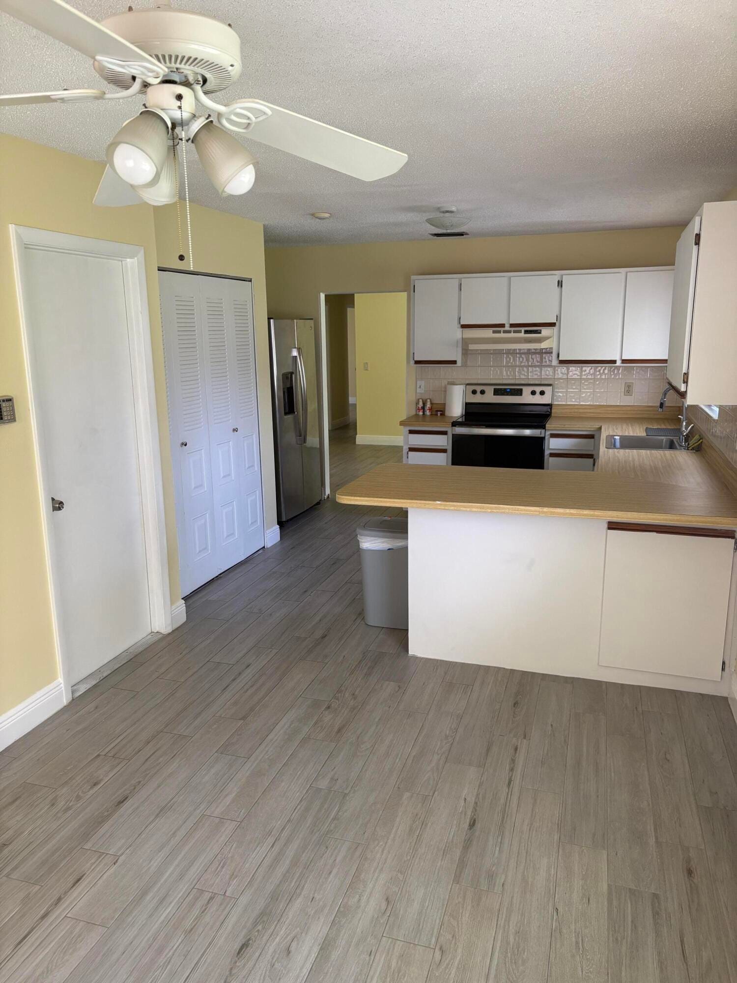 1422 SE ARENSON Lane, Port St. Lucie, FL 34952 photo 18