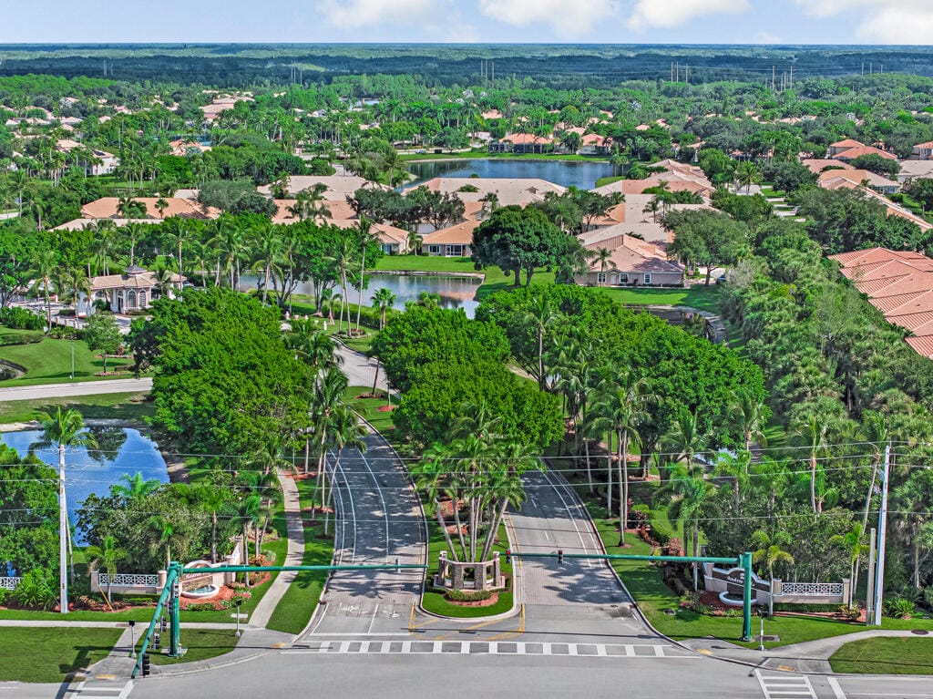8429 LONG BAY, West Palm Beach, FL 33411 photo 17