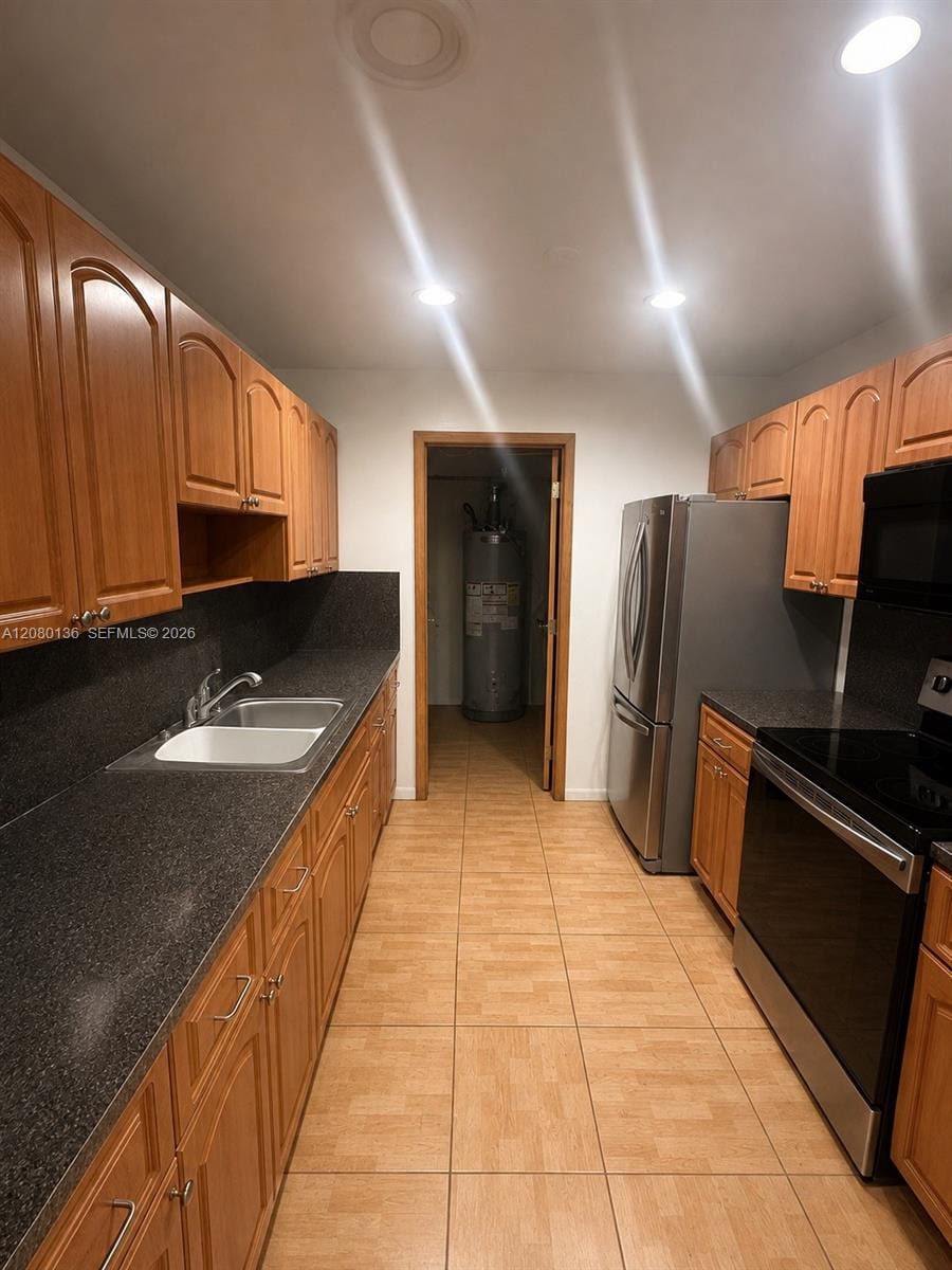 2901 NW 209th Terrace — photo 5