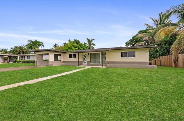 256 GREENBRIER Drive, sold in Palm Springs Village 1, Palm Springs, FL