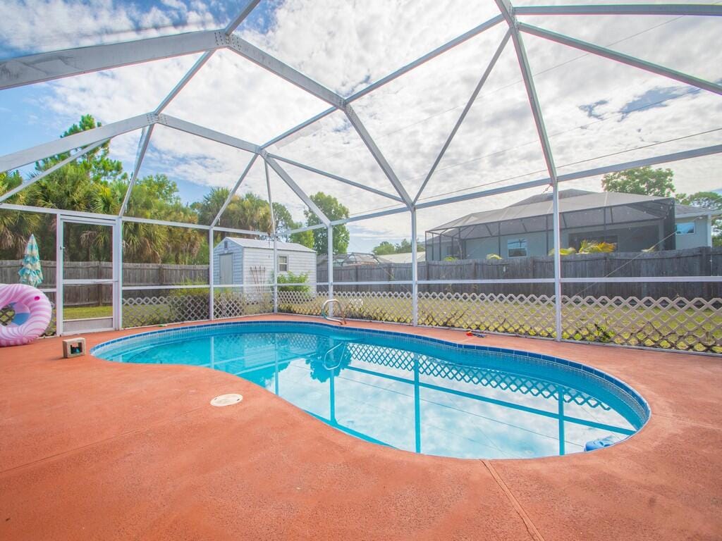 689 CABALLERO Avenue SE, Palm Bay, FL 32909 photo 16