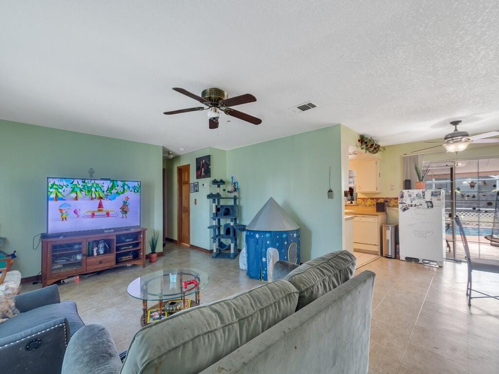 689 CABALLERO Avenue SE — photo 3