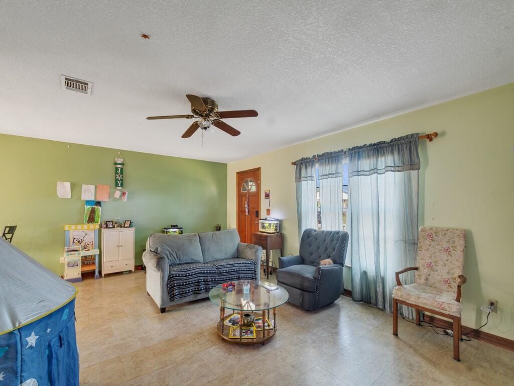 689 CABALLERO Avenue SE — photo 4