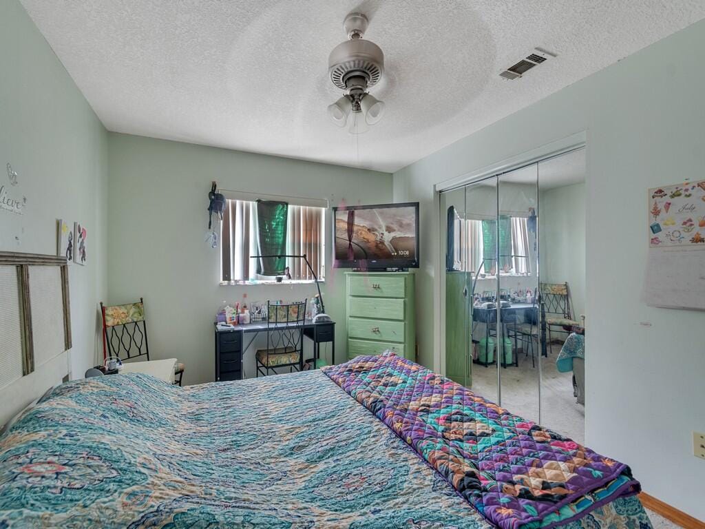 689 CABALLERO Avenue SE, Palm Bay, FL 32909