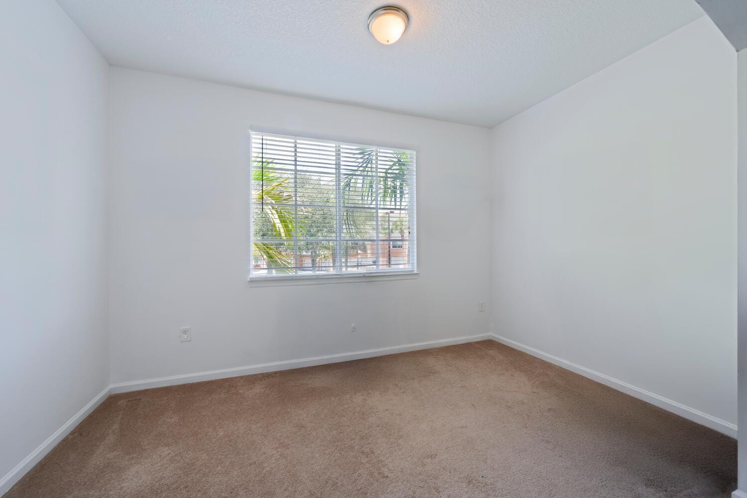 5205 Myrtlewood Circle E 201 — photo 9