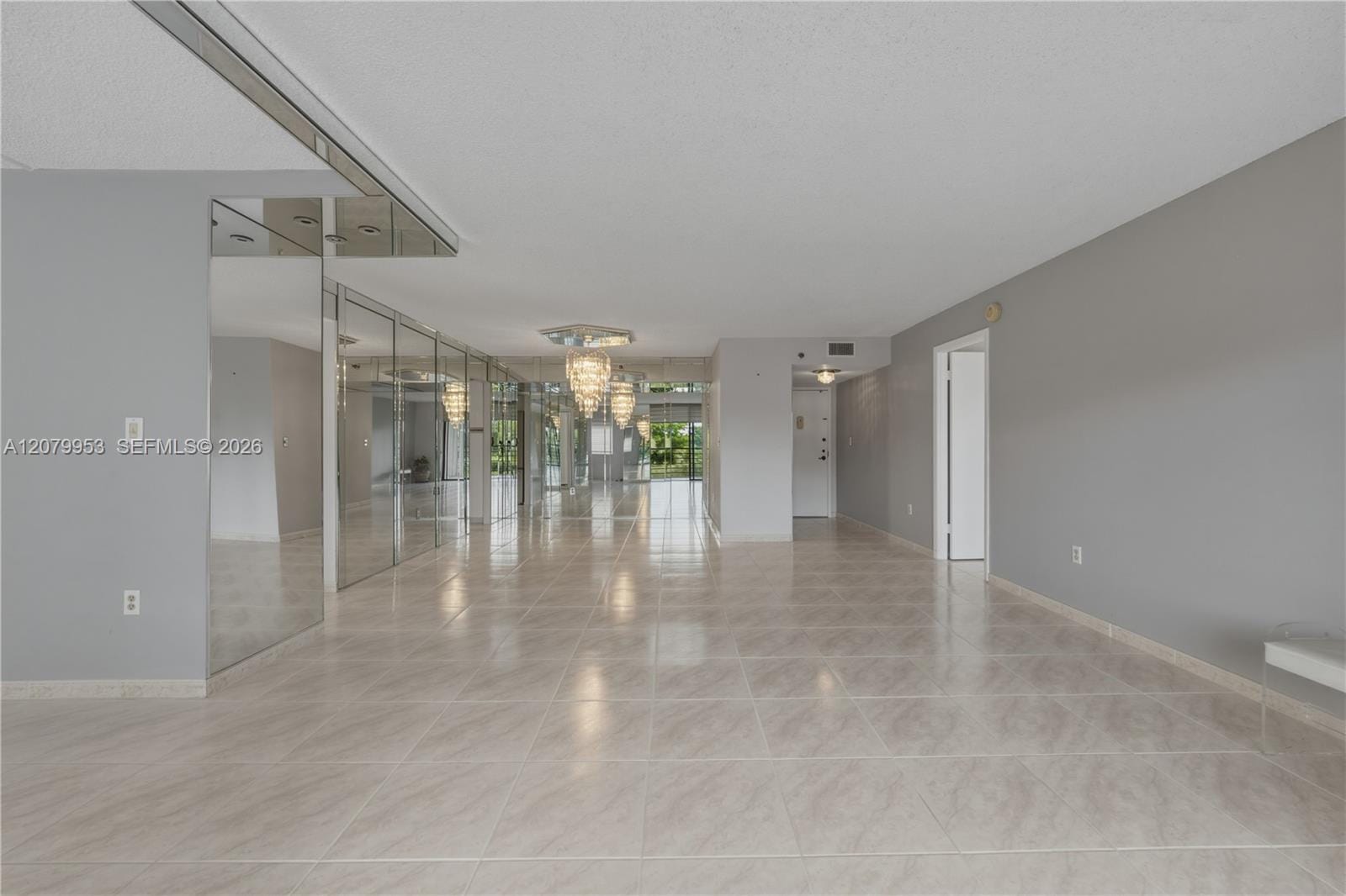 900 Saint Charles Place 310 — photo 6