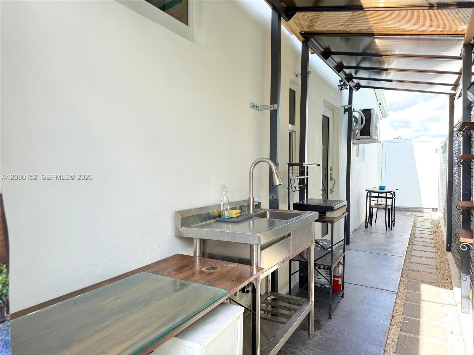 2625 SW 67th Avenue Efficiency — photo 5