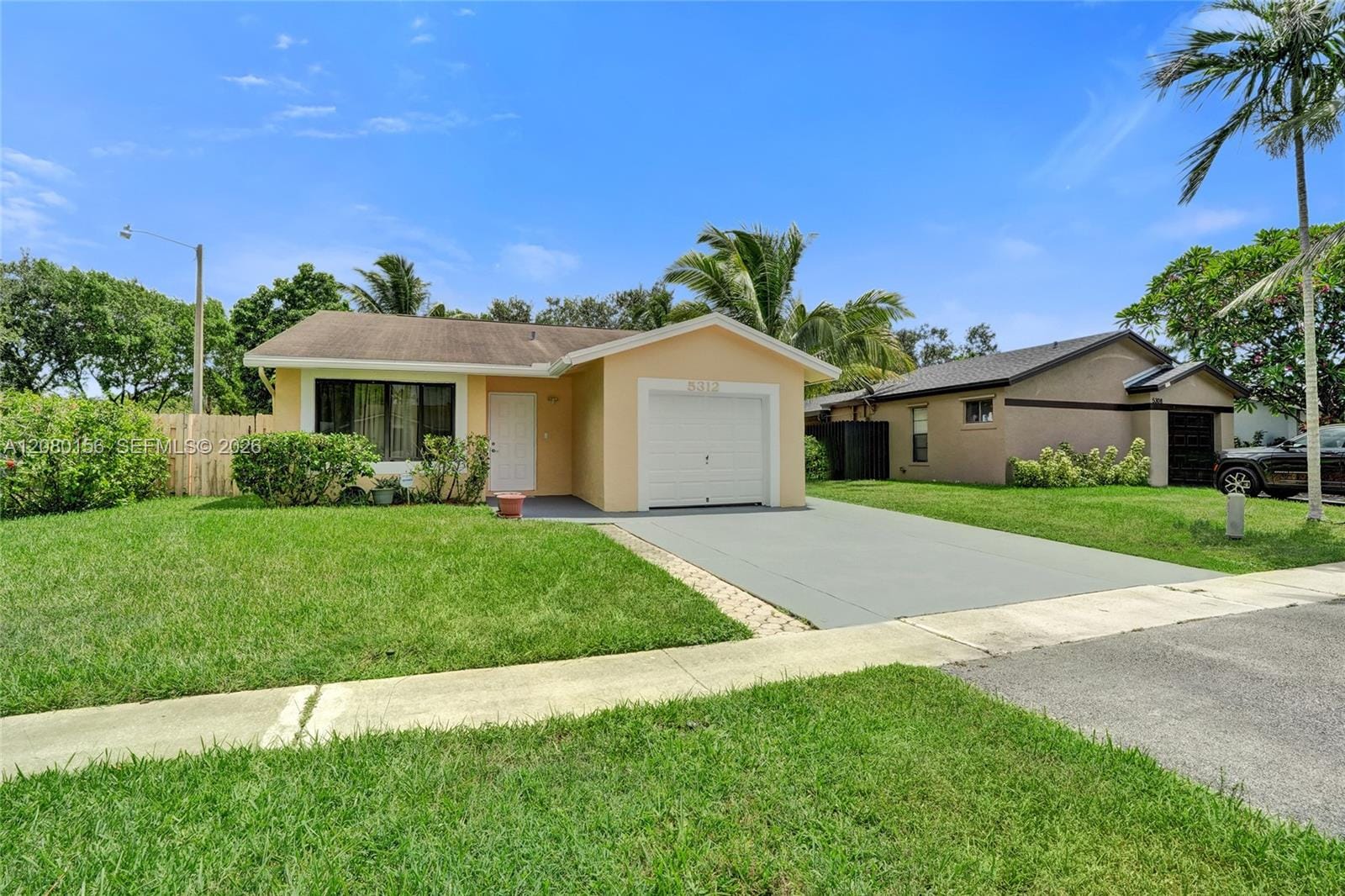 5312 NW 92nd Avenue, Sunrise, FL 33351