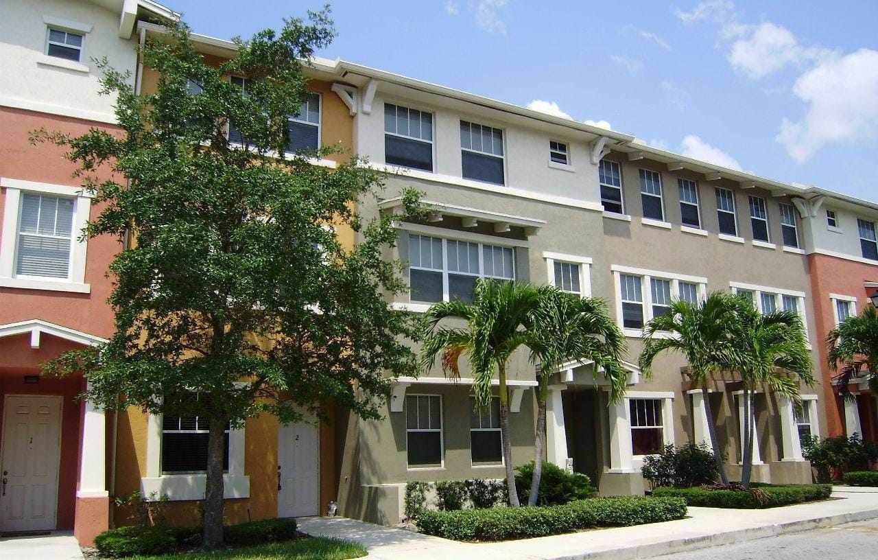 810 Marina Del Ray Lane 2, West Palm Beach, FL 33401